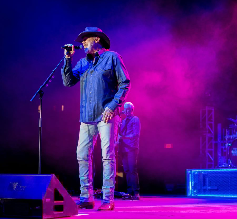 Country Music Icon Trace Adkins 